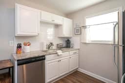 *Nashville Duo* Sleeps 12 ~ 7 mins to Downtown! - Image 4