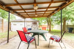 Classic bungalow in the heart of East Nashville! - Image 4