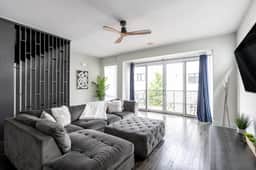 6 Mins to Broadway *The Nashville Gem* 9 beds - Image 2