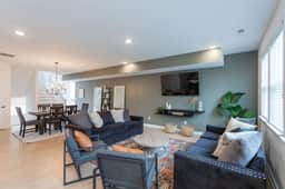 Luxurious Newbuild • 5 min to Broadway • 4 Full BA - Image 2