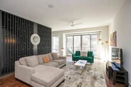 Luxury Escape | Spacious & Safe, 7min to Downtown! - Image 5