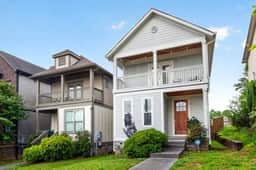 East Nashville Charmer! | 7 min to Broadway - Image 4