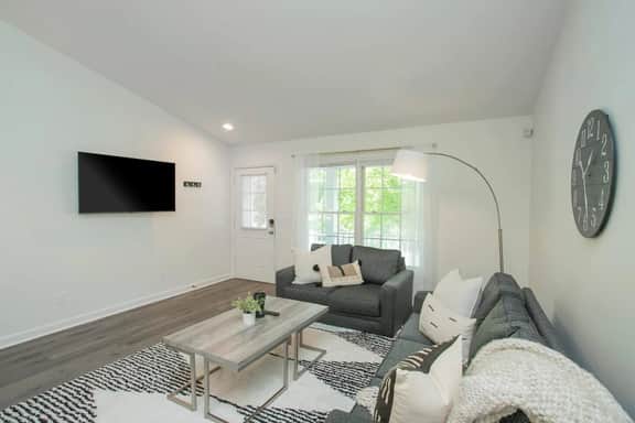 “East Nashville Haven” | 7 min to Broadway & DT! - Image 4