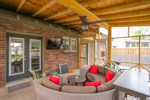 * Nashville Backyard Oasis * 8min to Broadway - Image 3