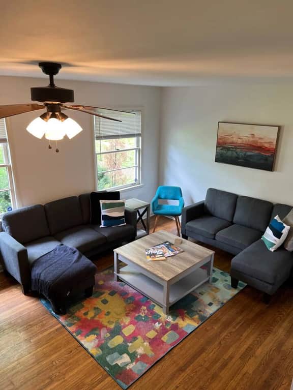 Your Home Away from Home - 3/bed house in E. Nash - Image 3