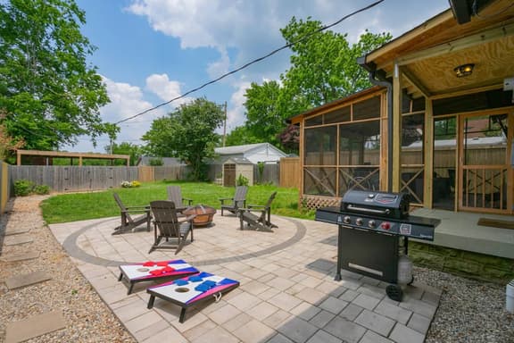 * Nashville Backyard Oasis * 8min to Broadway - Image 1