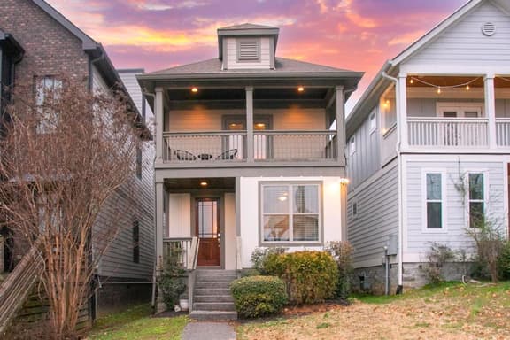 Spacious DT Nashville, walkable | 7min to Broadway - Image 1