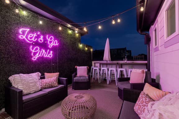 The Dolly Den! • Murals and Glam | Private Rooftop - Image 1